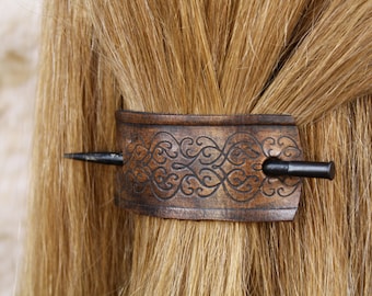 Boho Leather Hair Fork: Distressed Style with Wood Stick