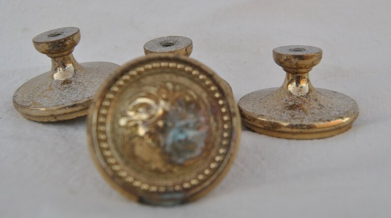 cabinet door pulls floral cabinet door knobs DIY vintage hardware Hollywood regency door pulls Ornate brass drawer pulls set of four