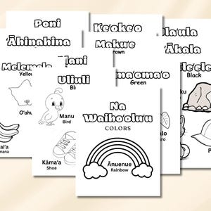 Könnte beinhalten: Eine Sammlung weißer Karten mit hawaiianischen Wörtern und Illustrationen. Die Karten zeigen Wörter wie "Banane", "Vogel" und "Regenbogen" mit entsprechenden Zeichnungen. Der Text "Na Waihooluu Colors" ist ebenfalls vorhanden.