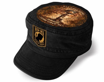 Gorra plana patriótica conmemorativa – Homenaje a los prisioneros de guerra y desaparecidos en combate: “Todos dieron algo, uno lo dio todo”.