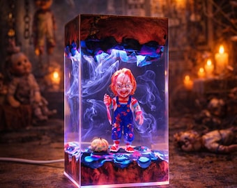 Lámpara de noche de resina de Chucky, lámpara de terror, lámpara decorativa espeluznante, regalo para él, regalo para niños, luz de Halloween, lámpara de terror única