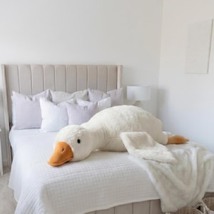 Oreiller de corps en peluche oie blanche géante - Animal en peluche kawaii de 1,8 m pour décoration de chambre