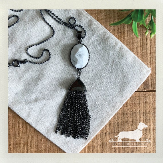 Howlite Fringe. Necklace