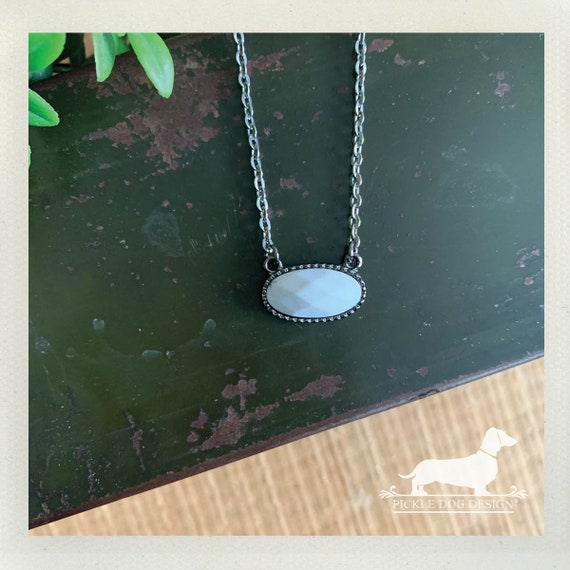 Milky White. Necklace