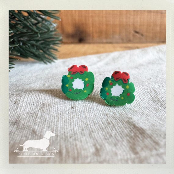 Christmas Wreath. Post Earrings