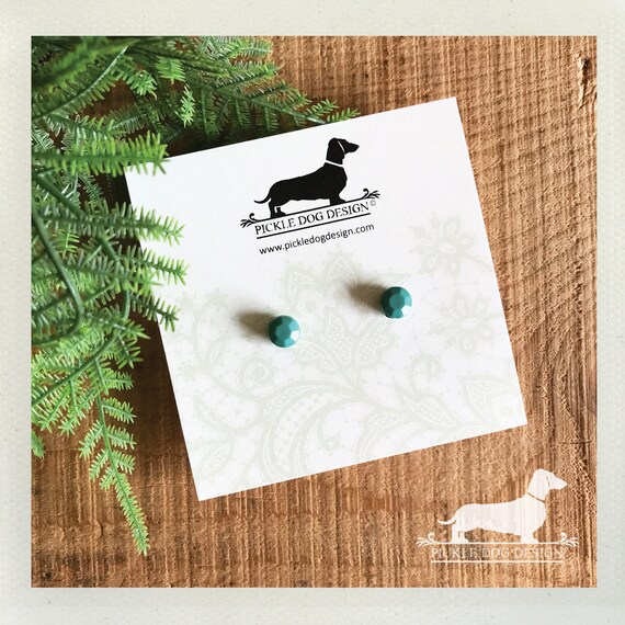 DOLLAR DEAL! Mint Gem. Post Earrings