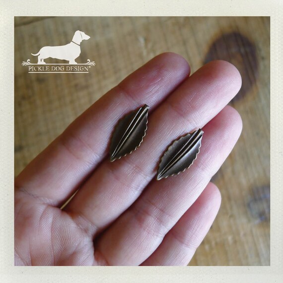 Autumn Leaf. Post Earrings