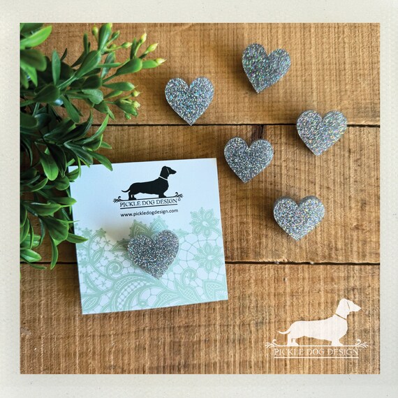 Glitter Heart. Brooch