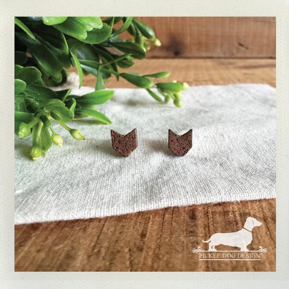 Chevron. Post Earrings