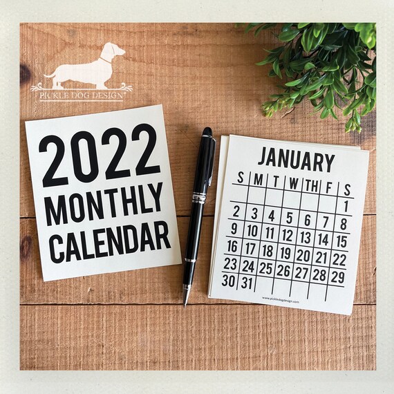 2022. Desktop Calendar