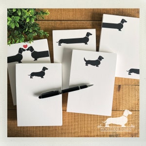 Doxie. 5x7 Notepad -- (Sausage Dog, Dachshund, Vintage-Style, Note Paper, Long Dog, Wiener Dog, Notes, To Do List, Office Christmas Gift)