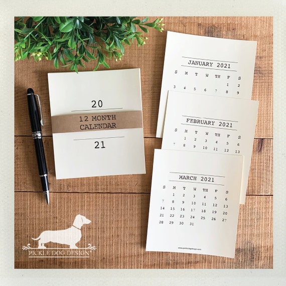 Minimalist. 2021 Desktop Calendar