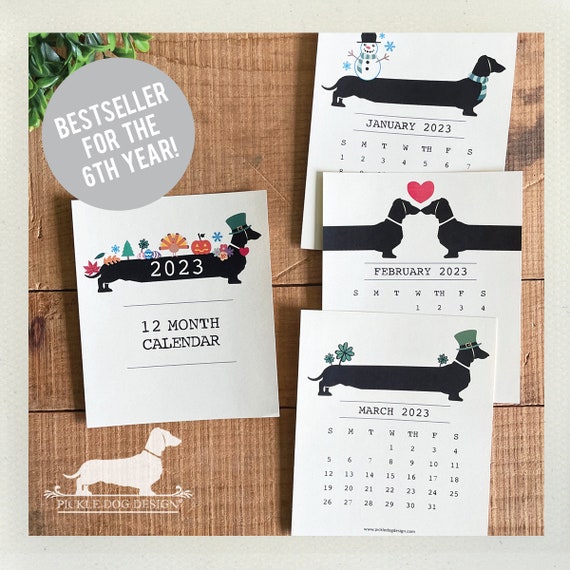 Holiday Doxie. 2023 Desktop Calendar