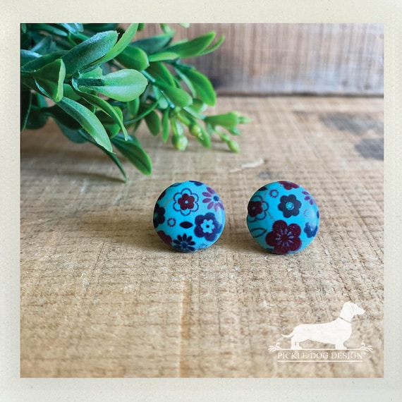 DOLLAR DEAL! Floral Turquoise. Post Earrings