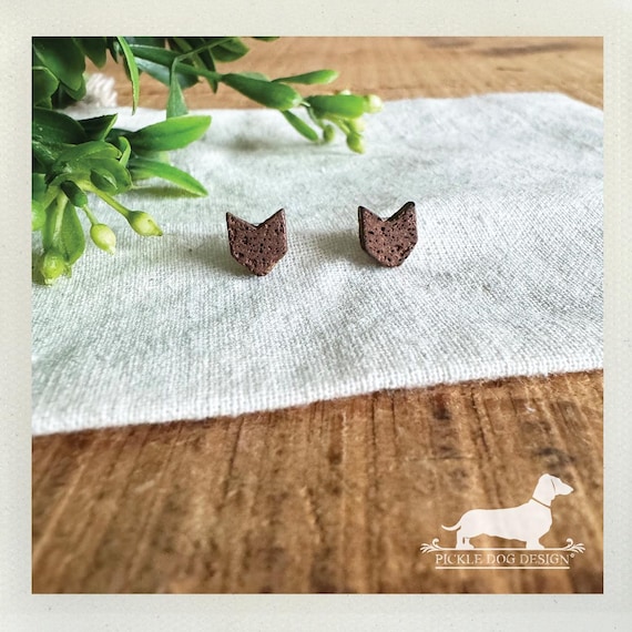 Chevron. Post Earrings