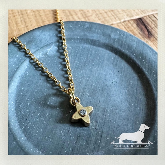 Twinkle Star. Necklace