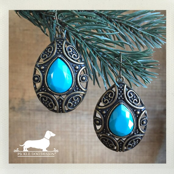 Teal Turquoise Drop. Dangle Earrings