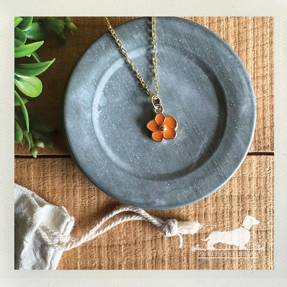 Orange Hibiscus. Necklace