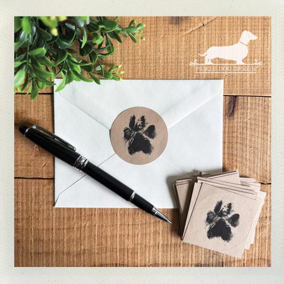 Paw Print. Round Labels (Qty 20)