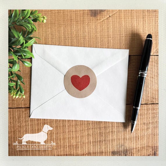 Red Heart. Round Labels (Qty 20)