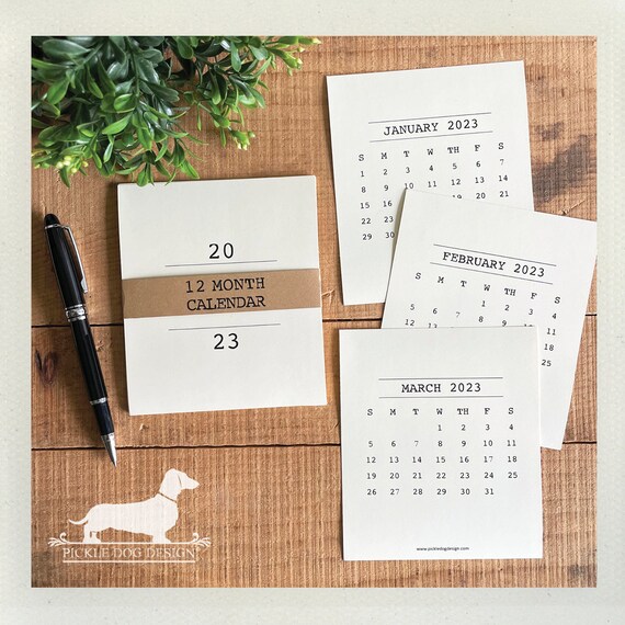 Minimalist. 2023 Desktop Calendar