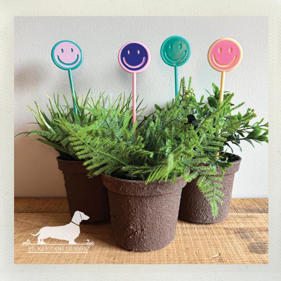 DISCOUNTED! Smiley Face. Plant Stake
