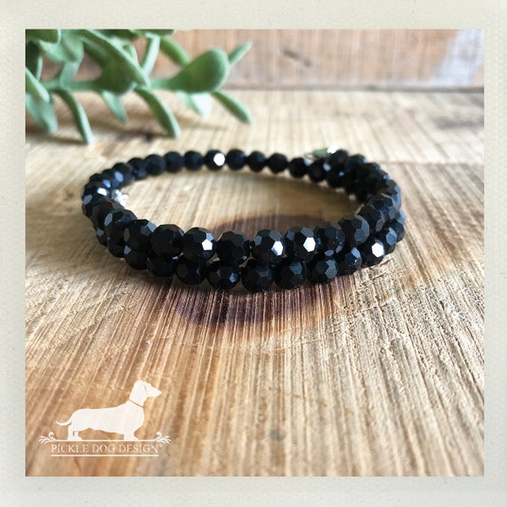 DOLLAR DEAL! Black Gem. Bracelet