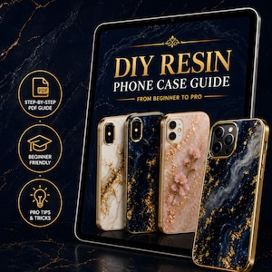 Puede incluir: Una tableta digital muestra una "Guía de fundas de teléfono de resina DIY" con instrucciones. Cuatro fundas de teléfono con marcos dorados muestran diseños de mármol y florales. La guía es para principiantes y ofrece consejos.