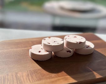 Natural Botanical Bath Bomb | Geranium & Bergamot Essential Oil Fizz | Soapiology Handmade | Minimalist Spa Gift