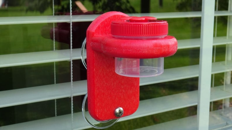 JCS Wildlife Nectar DOTS Window Hummingbird Feeder - Thumbnail 5