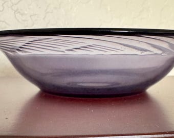 Festiva Amethyst Glass Bowls - Vintage Pyrex set of 2