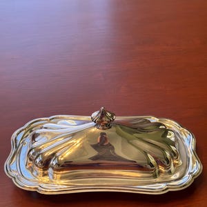 Gorham Newport Silverplate Covered Butter Dish with Lid YB18, Scalloped Mid Century Silver Tableware Serveware