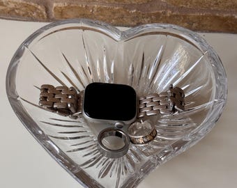Plato con forma de corazón de Mikasa Icicles
