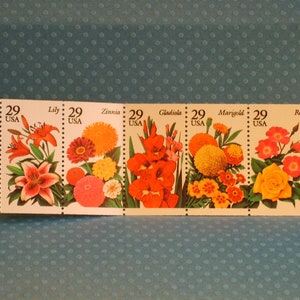 Vintage Pane of 1994 Summer Flowers from a NEVER FOLDED booklet- 2829a - US Stamps - Very Rare!
