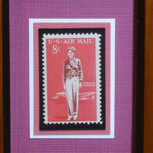 Vintage inramat frimärke - Amelia Earhart - Version 2 - C68