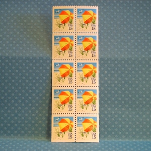 Einzigartige USA Postkarten Briefmarken aus einer nie gefalteten Broschüre! - Sonnenschirm- Nr. 2443a