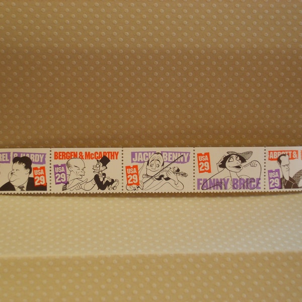 Five Unused Vintage Postage Stamps  - Famous Comedians - No. 2566a