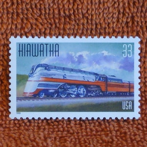 5 Unused Vintage 1999 33c Train Stamps - The Hiawatha - No. 3336