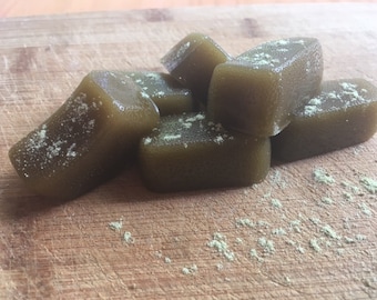 1 dozen large vegan organic mango matcha caramels in eco-friendly sustainable gift packaging