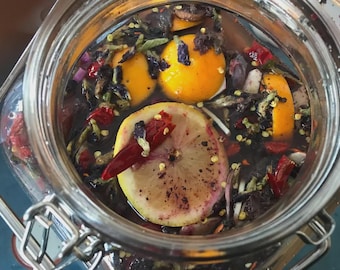 organic ~blue flame~ fire cider packed with awesome blues and purples (elderberry, goji, acai, black garlic, black turmeric, etc)