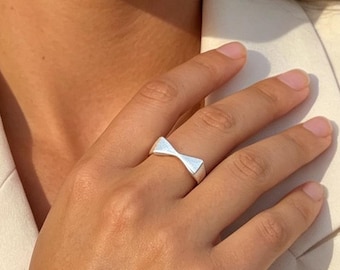 Silver Plated Bow Open Ring, Minimalist Plain Band,Dainty Everyday Jewelry Gift for Women • Adjustable Anxiety Relief Ring|Adjustable Ring