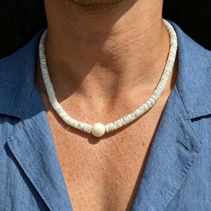 Unique Mother of Pearl Wheel Bead Necklace, Unisex Stackable Clavicle Chain, Minimalist Dainty Jewelry for Men & Women with Lobster Clasp