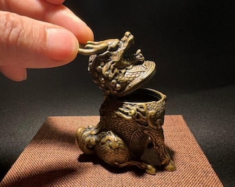 Incensario antiguo de latón con forma de león / Incensario chino con forma de perro Foo con tapa / Animal guardián tradicional
