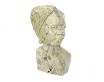Shona Lady #3 Butter Jade Shona Stone Sculpture Hand Carved in Zimbabwe, ships from USA