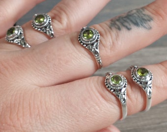 Peridot Sterling Silver Hippie Style Leaf Ring