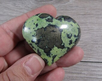 Peruvian Serpentine w Magnatite About 50 mm Heart  K47