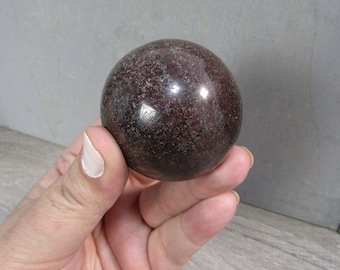 Garnet Sphere 8.3 oz 50 mm #7483 cc