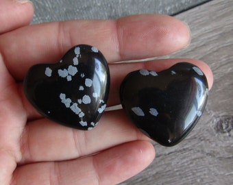 Snowflake Obsidian Flat 40 mm Heart K219