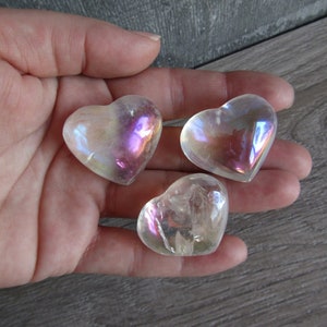 Angel Aura Quartz 34 mm Heart Stone L111