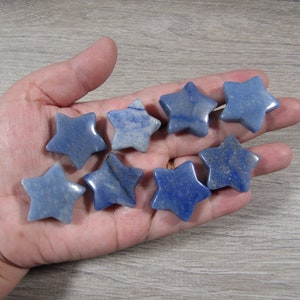 Blue Quartz Star 26 mm Shaped Stone immagine 1